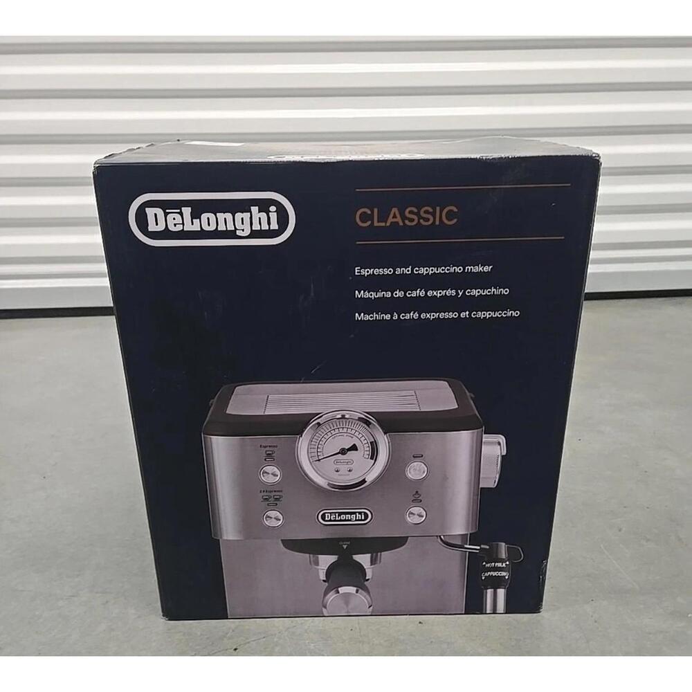 DeLonghi Classic Stainless Steel Espresso & Cappuccino Maker - Silver
